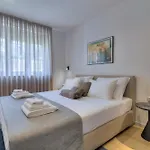 Frankola With Pool Apartament