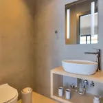 Frankola With Pool Apartament
